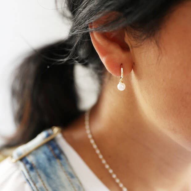 Lisa Angel - Glass Pearl Huggie Hoop Earrings: Gold