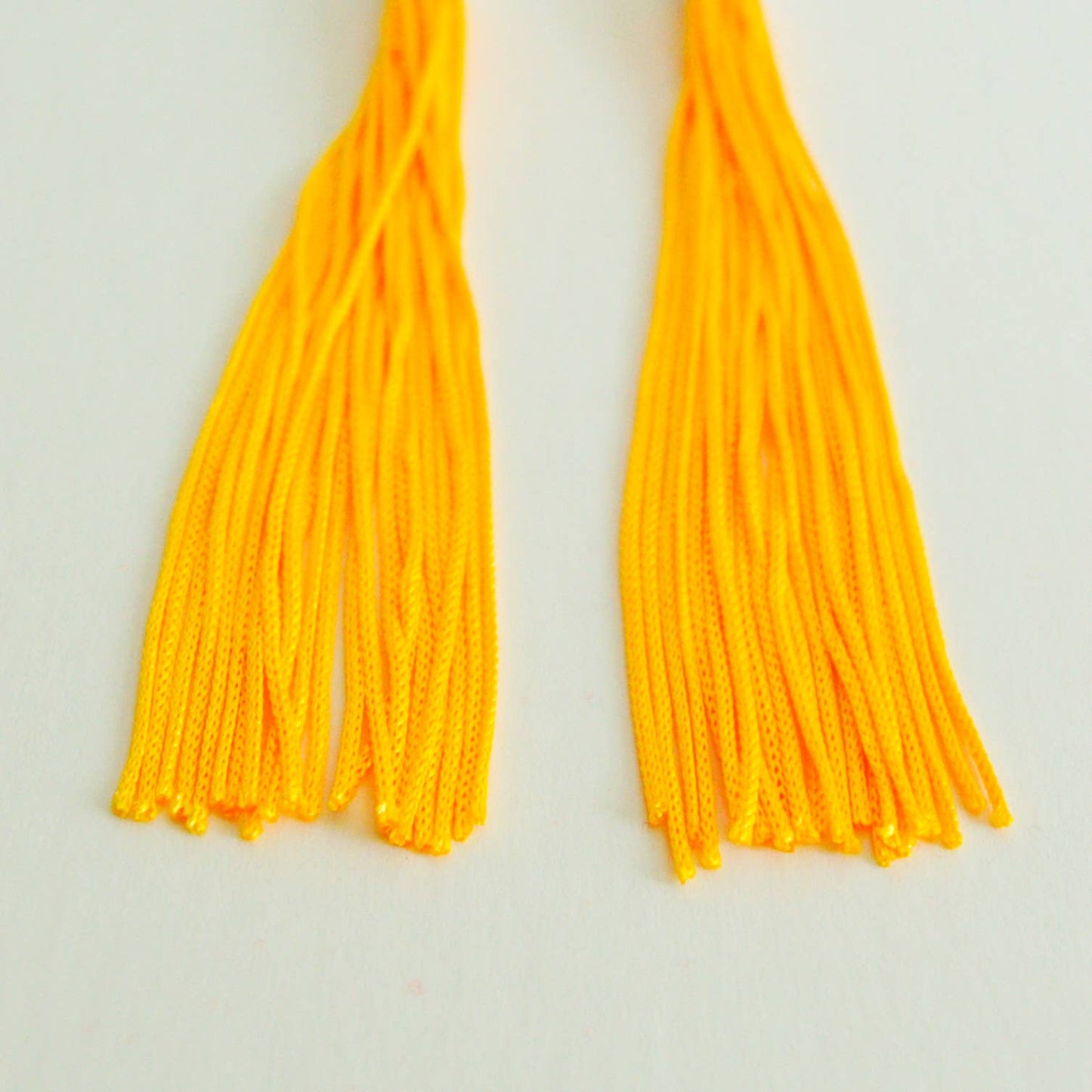 Bunny Bosworth - Cabochon and Tassel Earrings look- Meadow Flowers