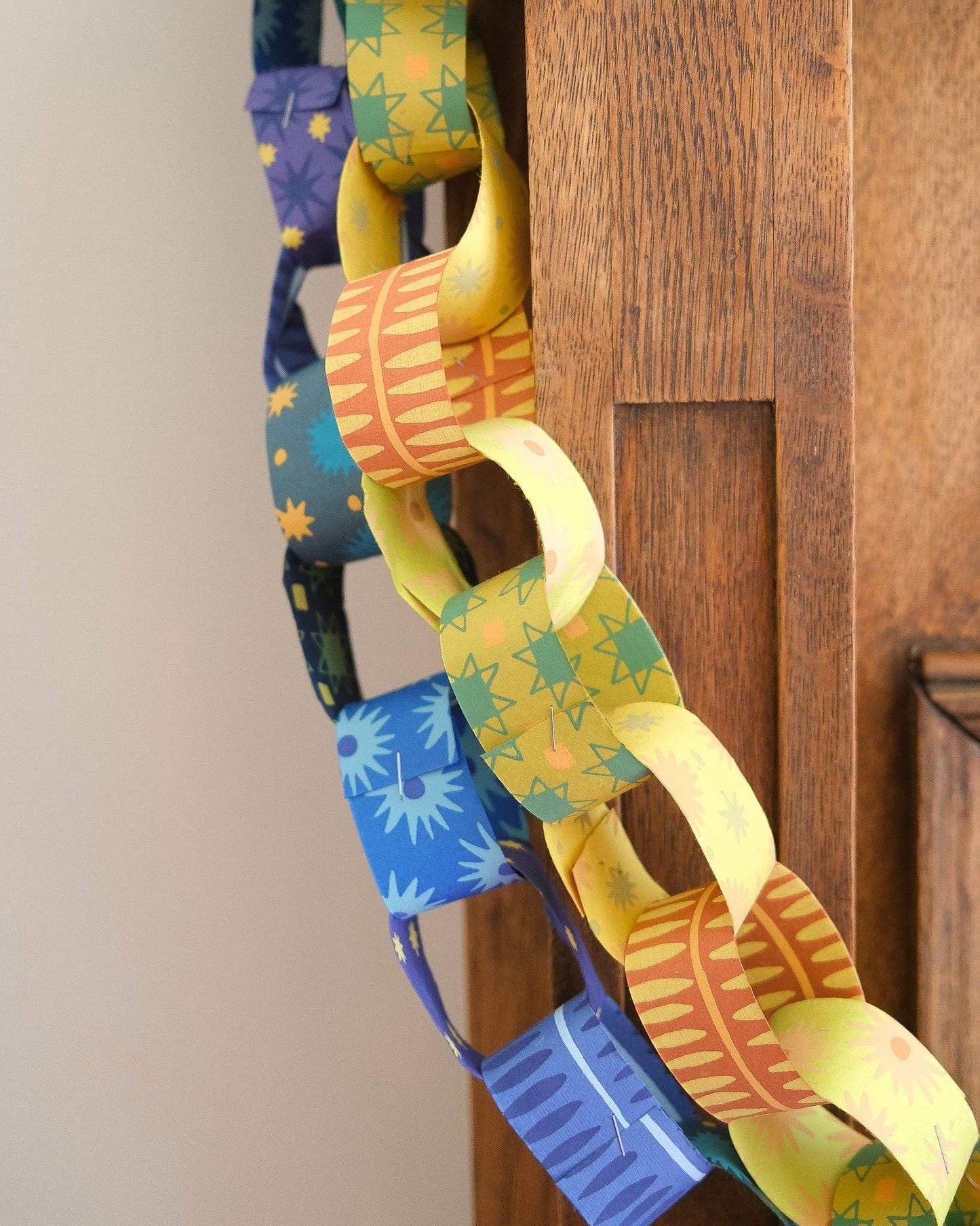 East End Press - Yellow & Green Paper Chain Kit