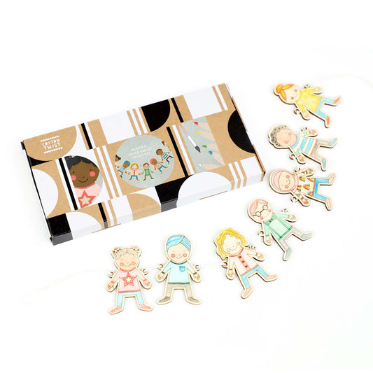 Cotton Twist - Wooden 'Paper Dolls' Garland Craft Kit